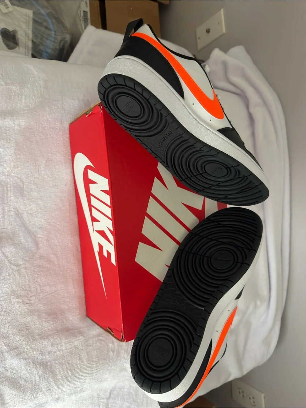 Nike Kids size 6.5Y court bLow Top Sneakers - White, Black & Bright Orange